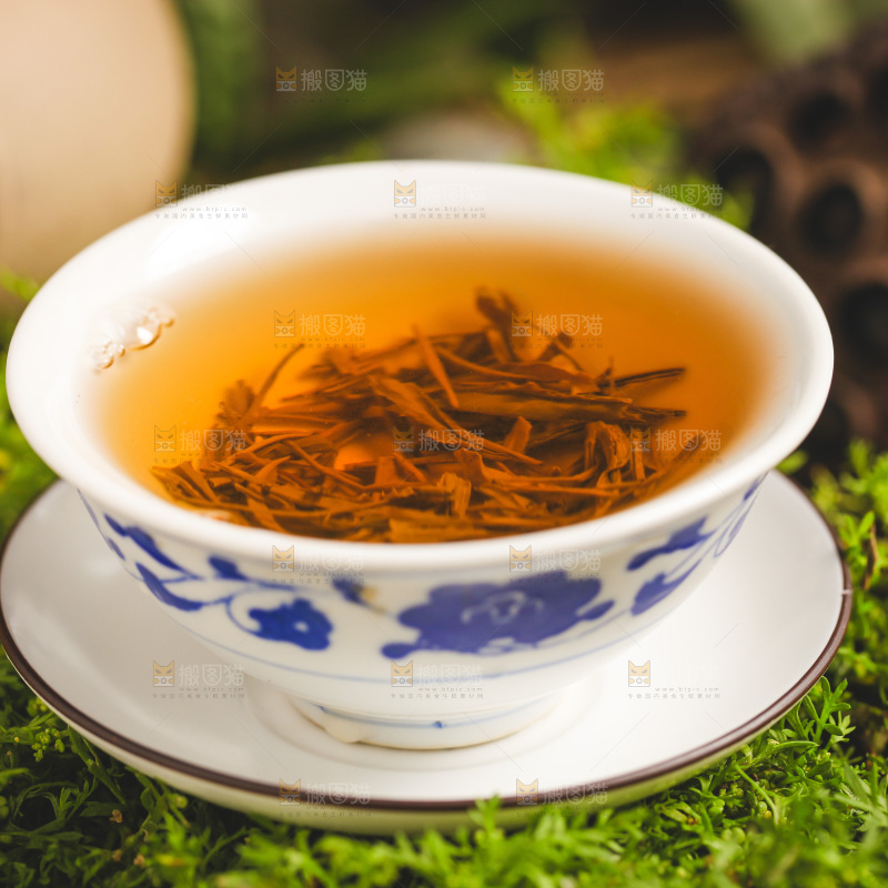一杯毛尖