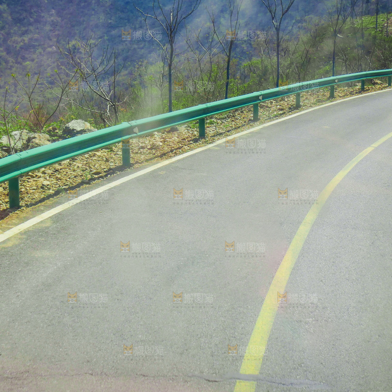 一条盘山公路