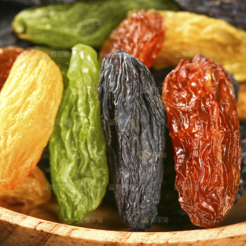 一盘混合葡萄干