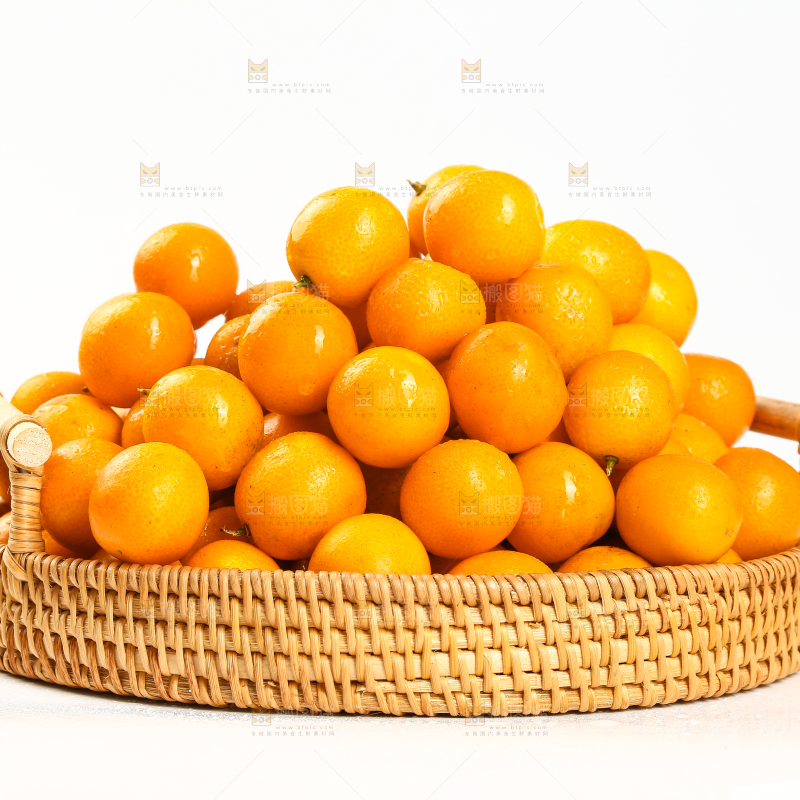 一篮新鲜金橘