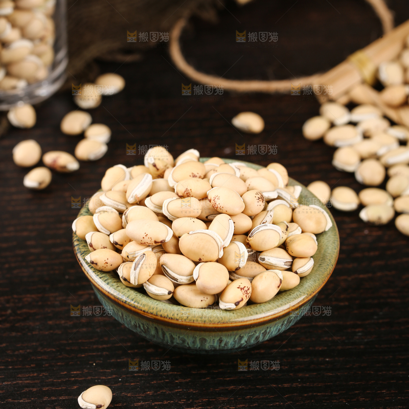 深底上一碗云南白扁豆