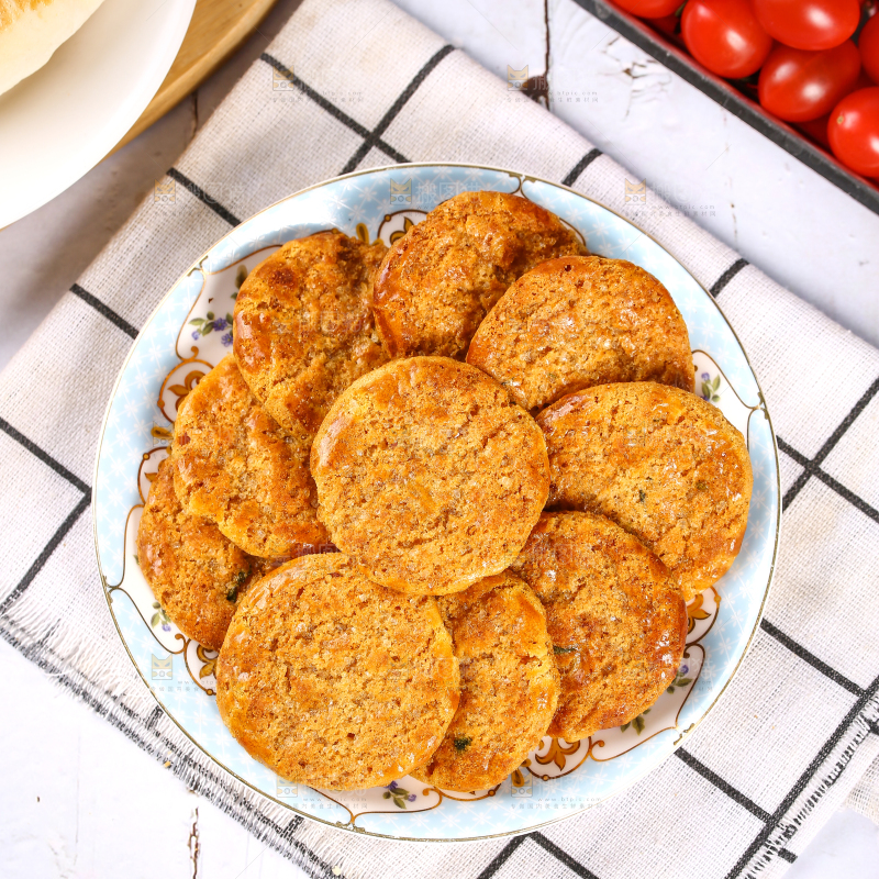 一盘广式鸡仔饼