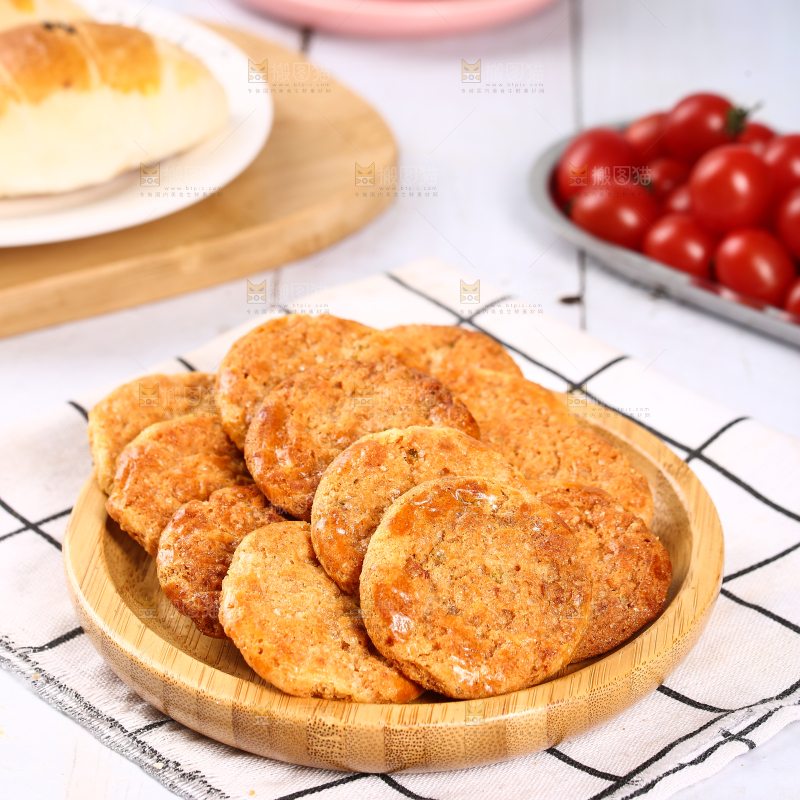 一盘广式鸡仔饼