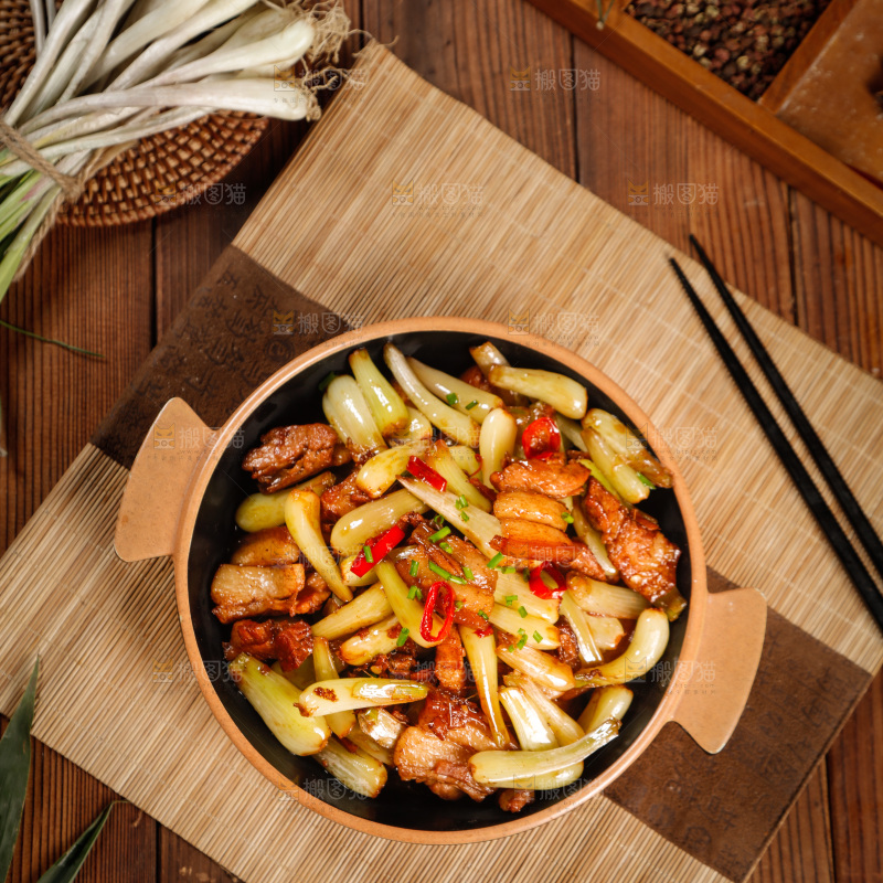 一盘藠头炒肉