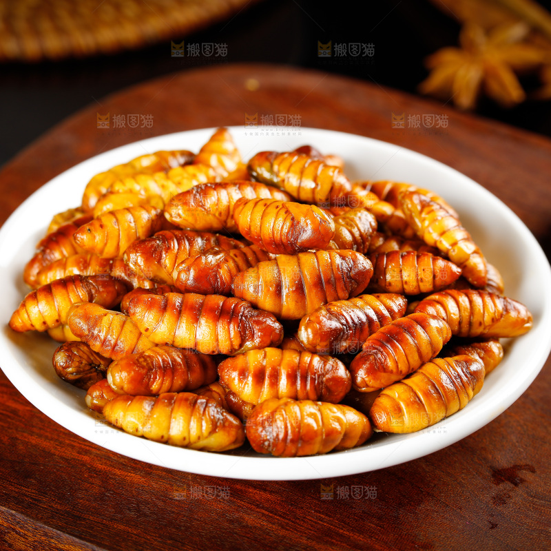 一盘金丝蚕蛹