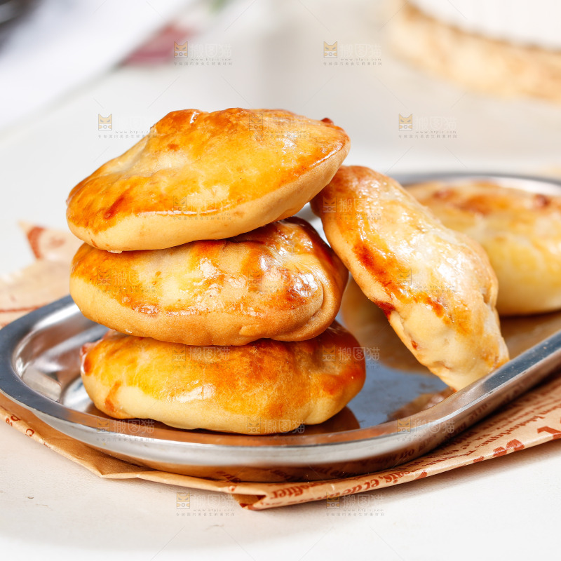 一盘鸡仔饼