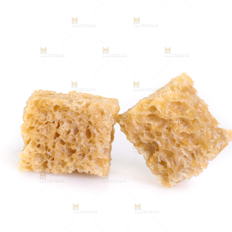 白底上放着面筋
