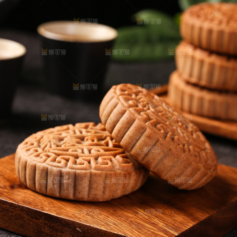 深底上的荞麦五仁月饼