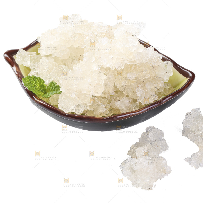 碟子里放着雪燕