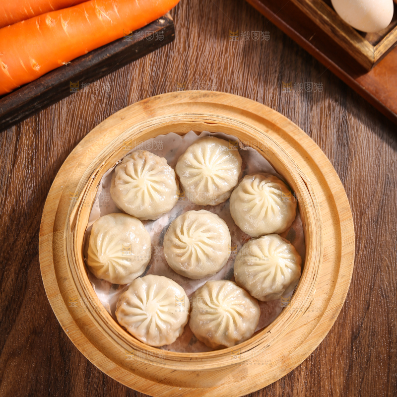 蒸笼里的小包子