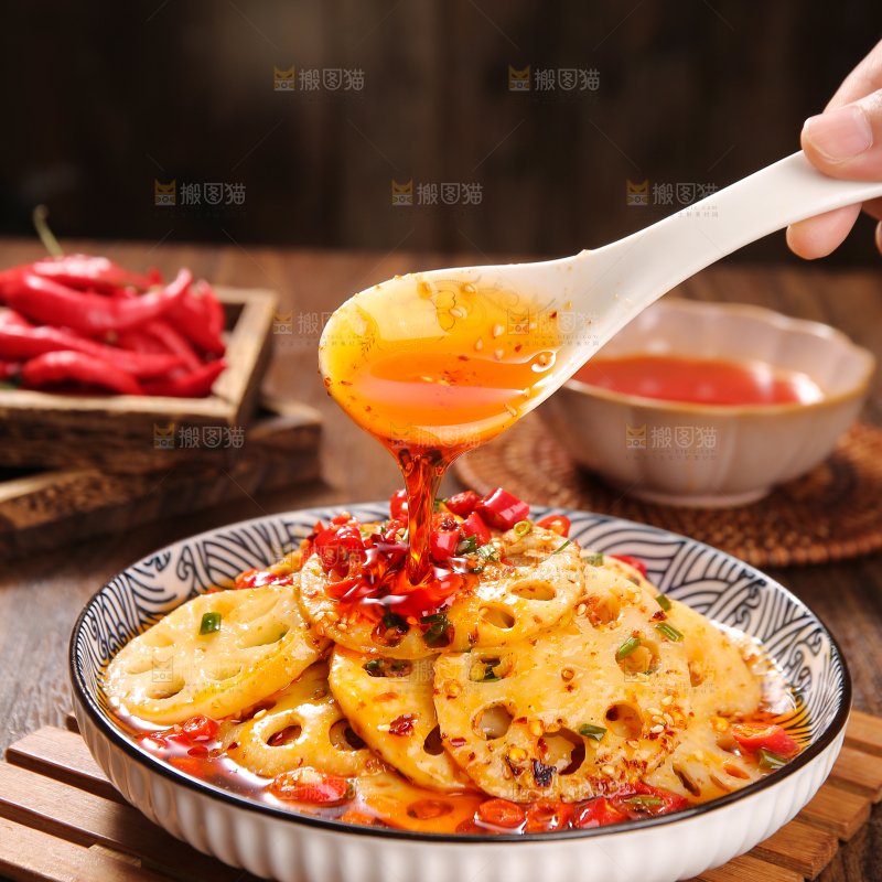 藕片上浇着红油