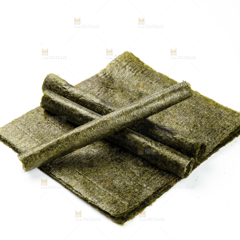 白底上的寿司海苔片