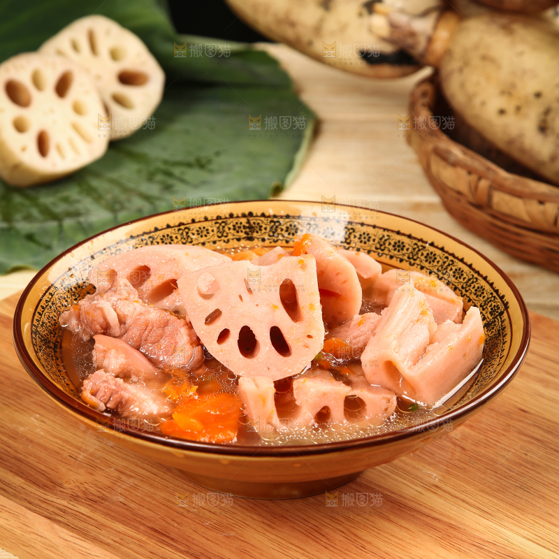 一碗莲藕炖肉