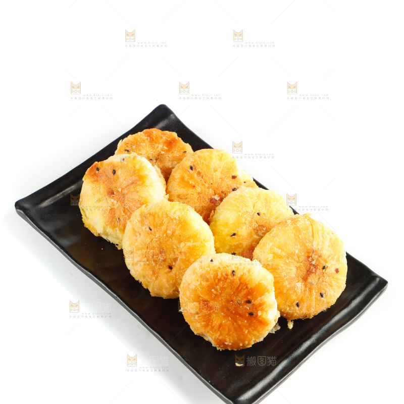 白底上的小酥饼