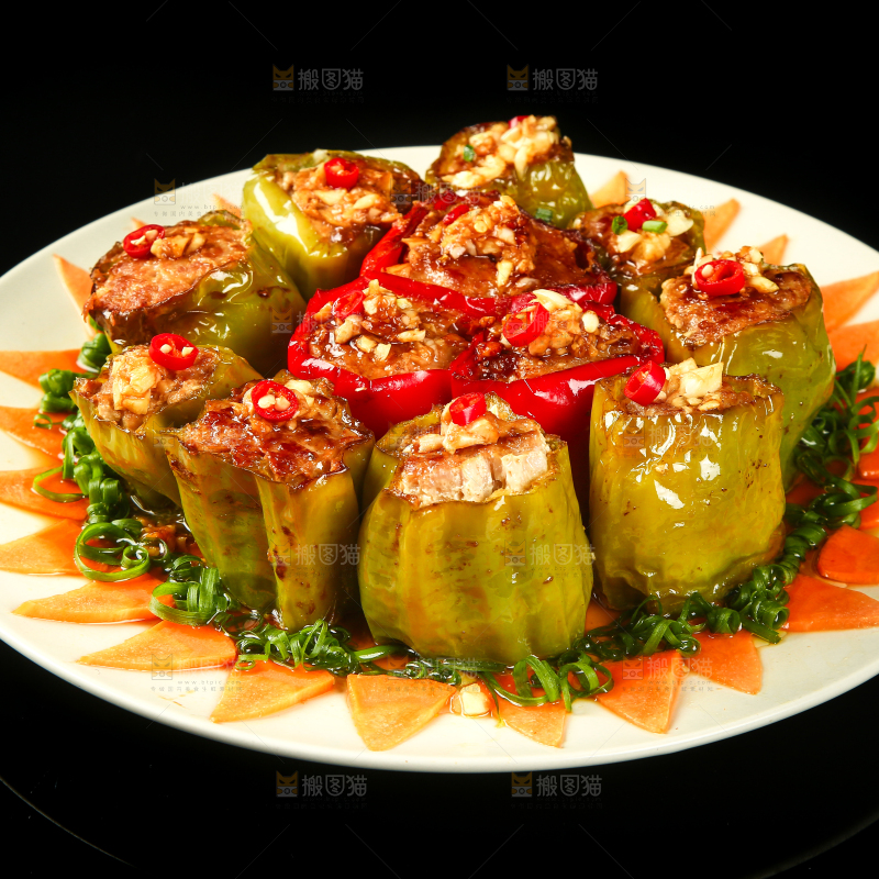 一盘辣椒酿肉