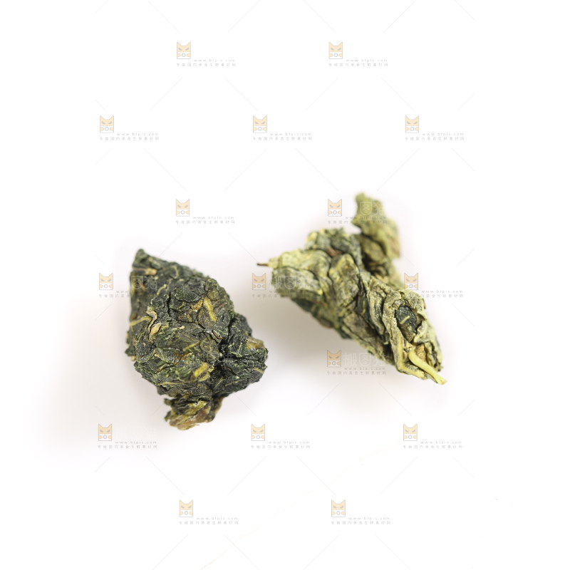 白底上的桑叶茶