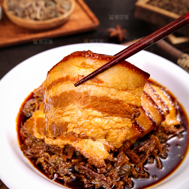 深底上的梅干菜扣肉