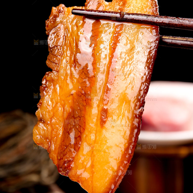 深底上的干豆角扣肉