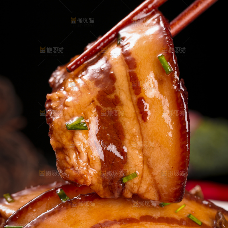 深底上的干豆角扣肉