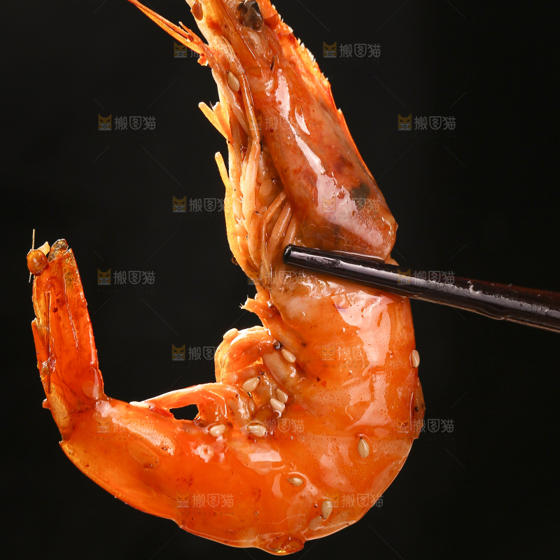 深底上的干锅大虾