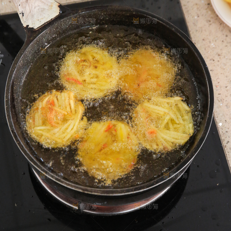 炸薯饼