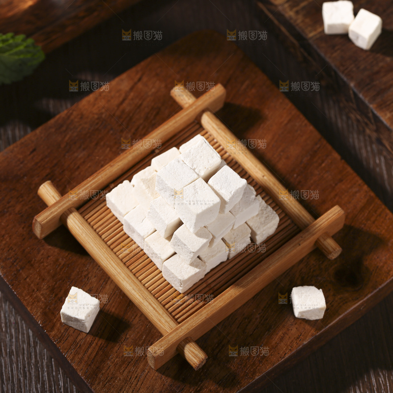 深底上的茯苓