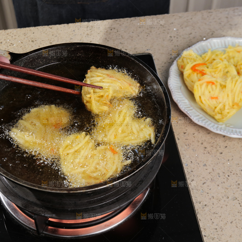 炸薯饼
