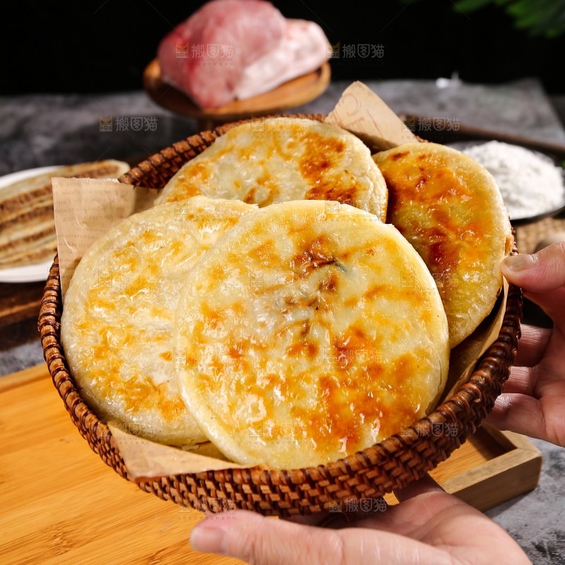 深底上的牛肉馅饼