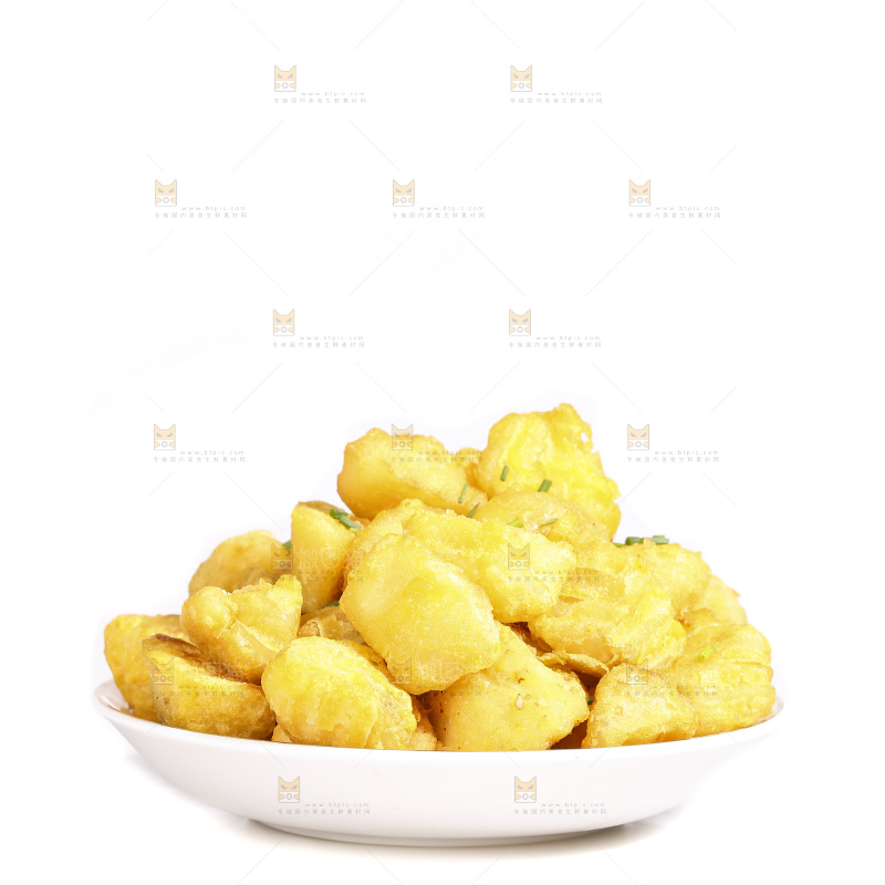 白底上的锅巴土豆