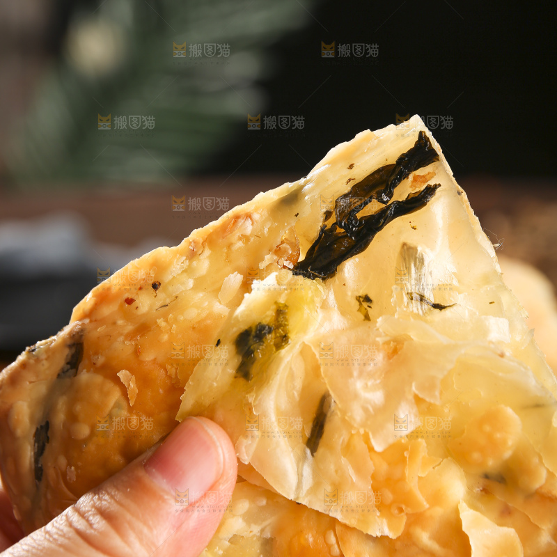 深底上的锅盔