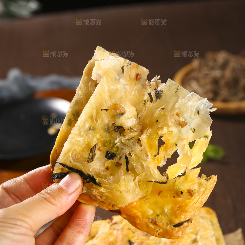 深底上的锅盔