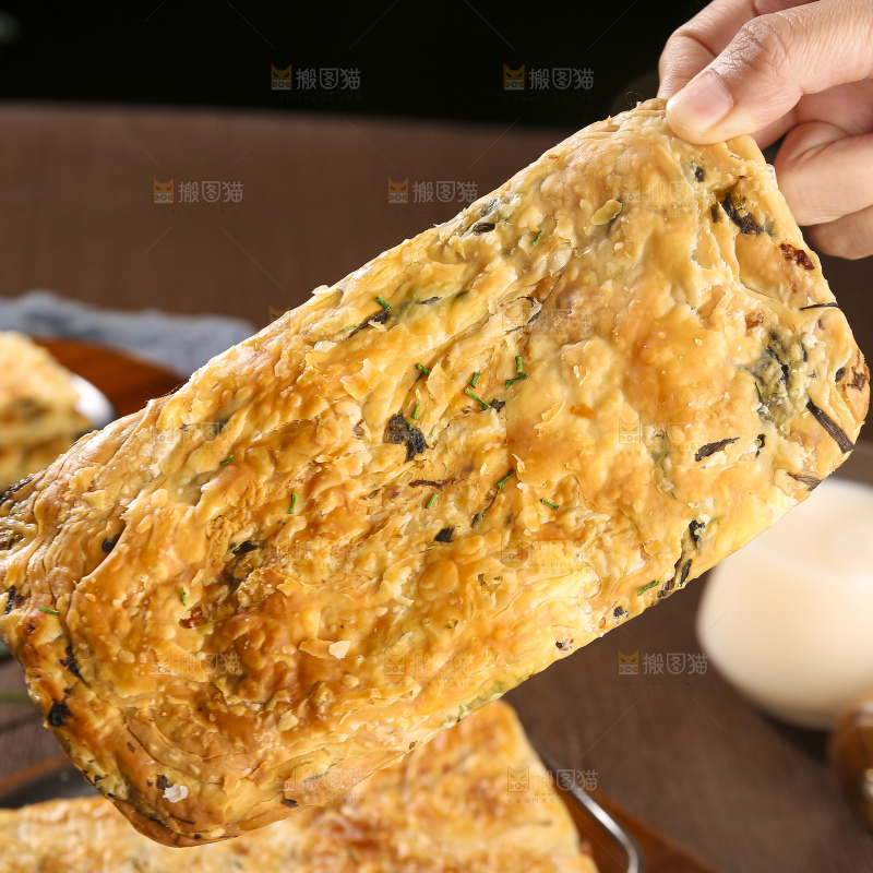 深底上的锅盔