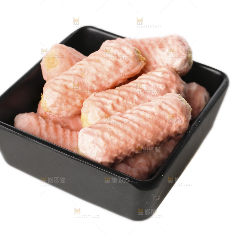 白底上的火锅丸子
