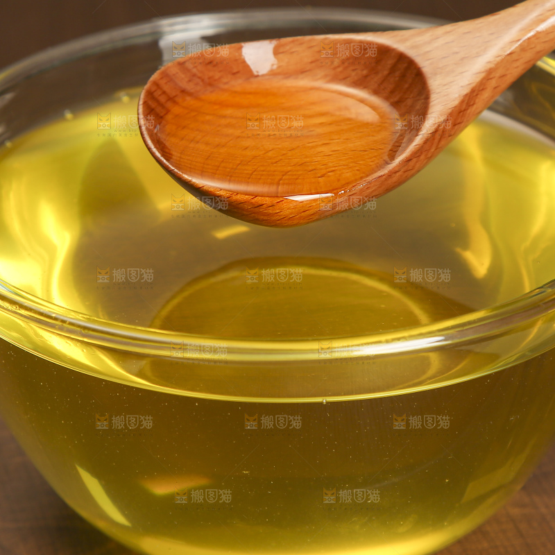深底上的山茶油