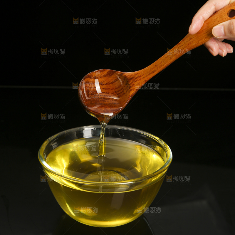 深底上的山茶油