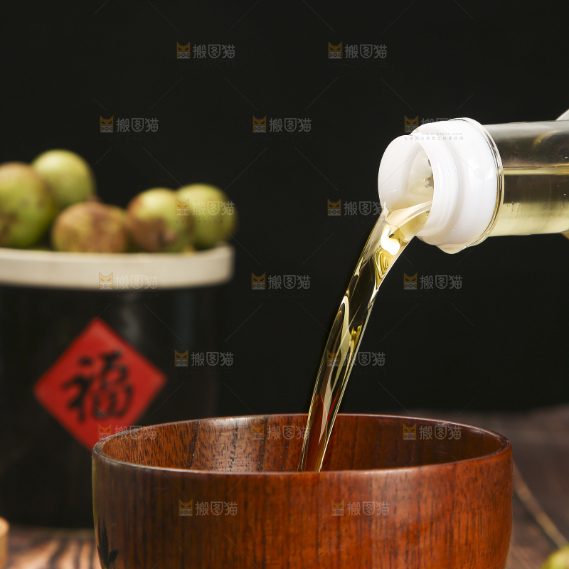 深底上的山茶油