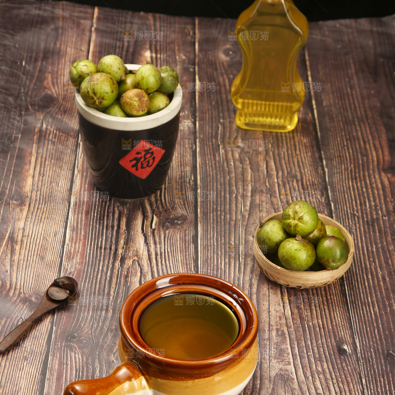 深底上的山茶油