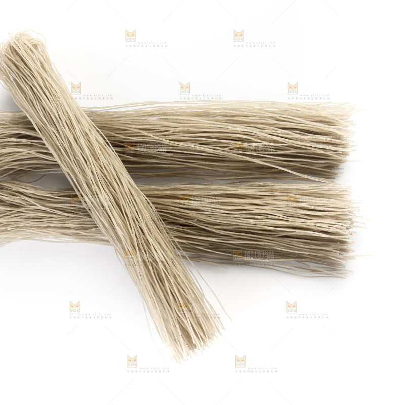 白底上的红薯粉