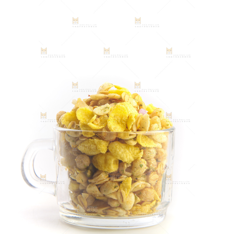 白底上的谷物麦片