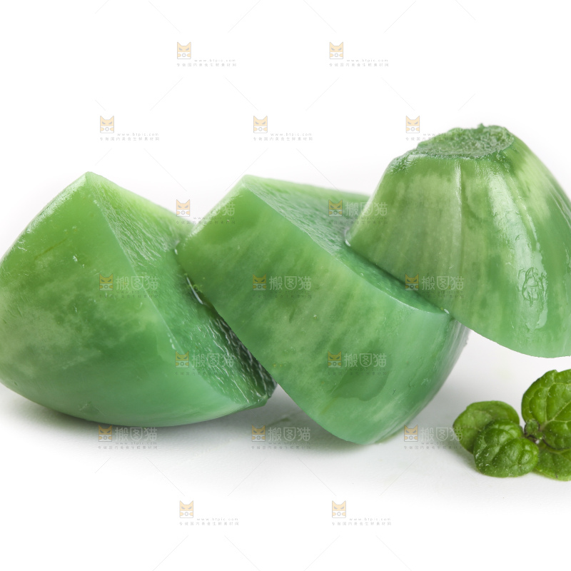 白底上的腊八蒜