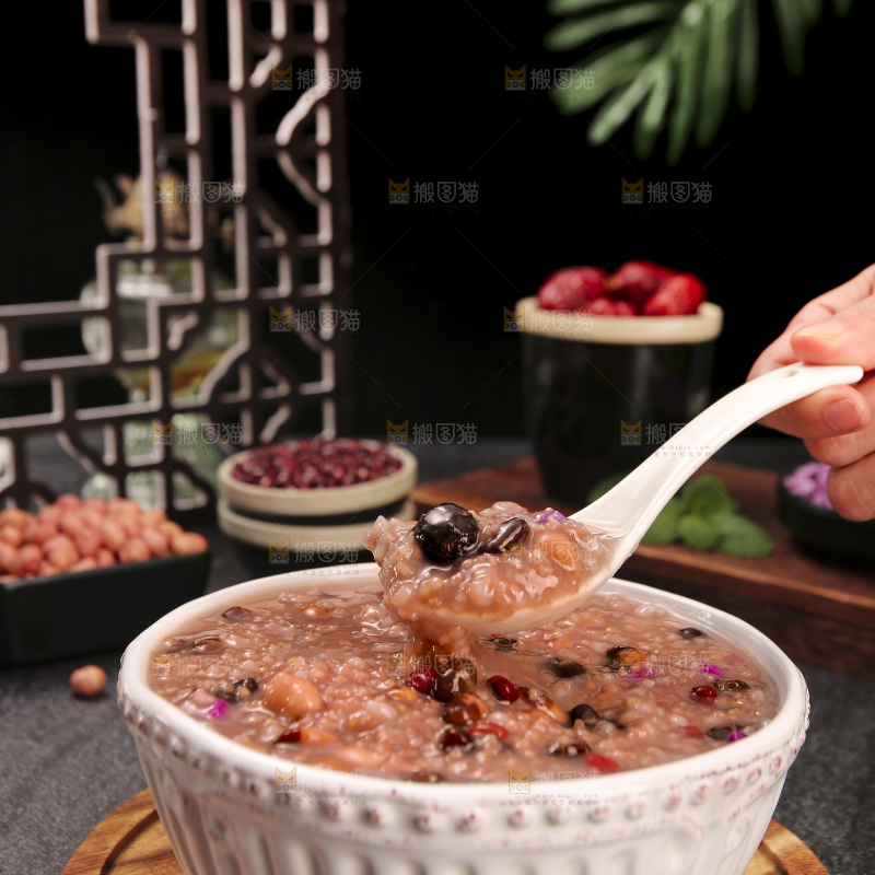 深底上的腊八粥