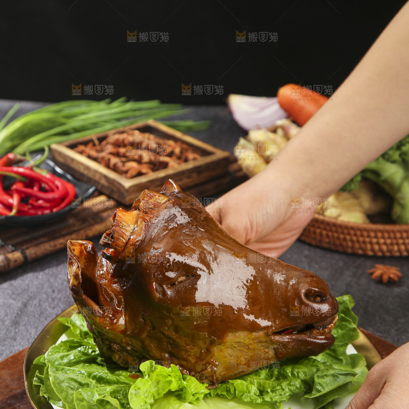 深底上的羊头肉
