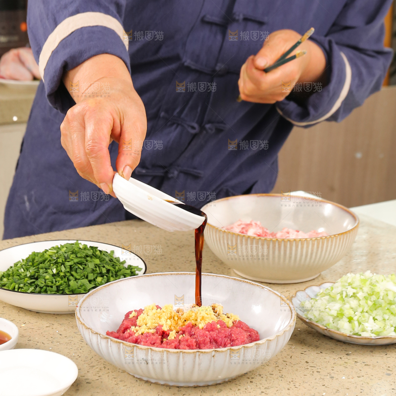 手工牛肉饺子制作