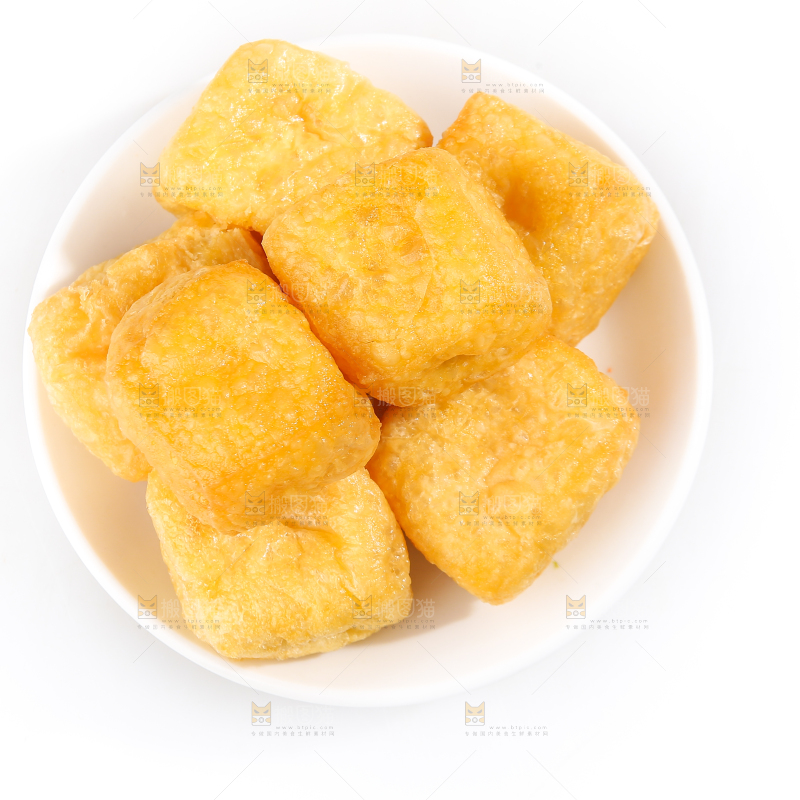 白底上的油豆腐