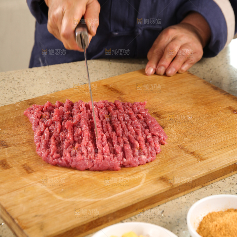 手工牛肉饺子制作