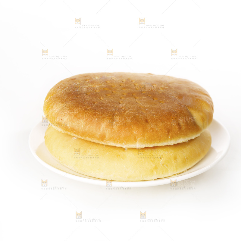 白底上的披萨饼