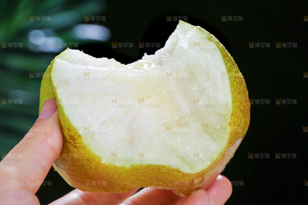 深底上的玉露香梨