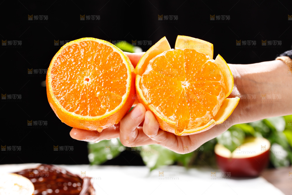 浅底上的爱媛果冻橙