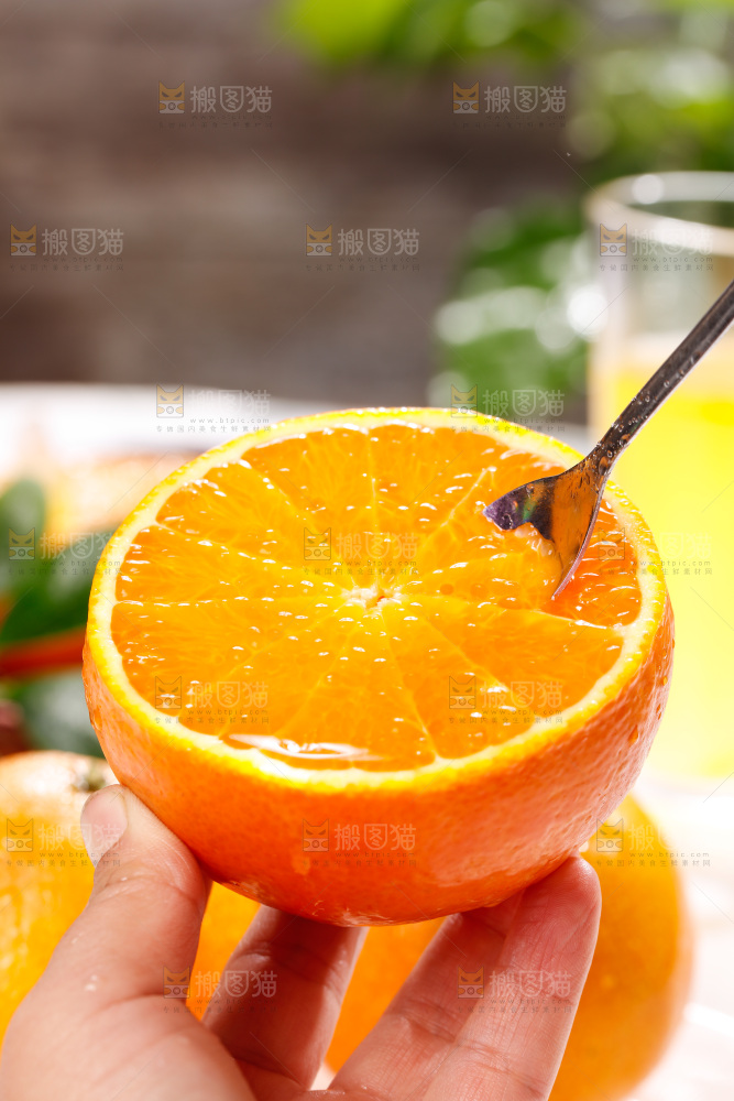 浅底上的爱媛果冻橙