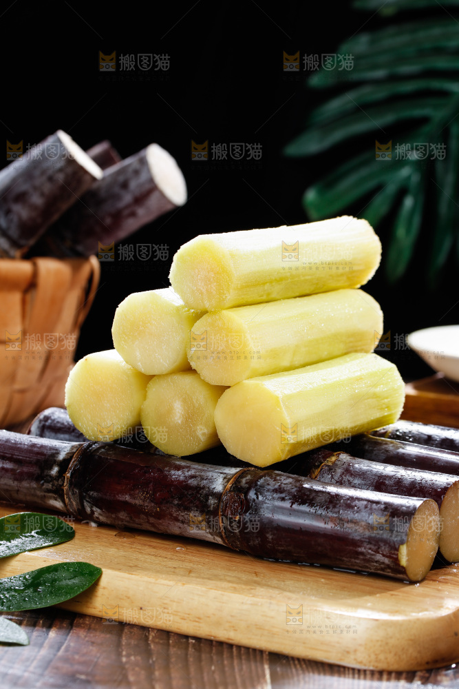 深底上的黑皮甘蔗